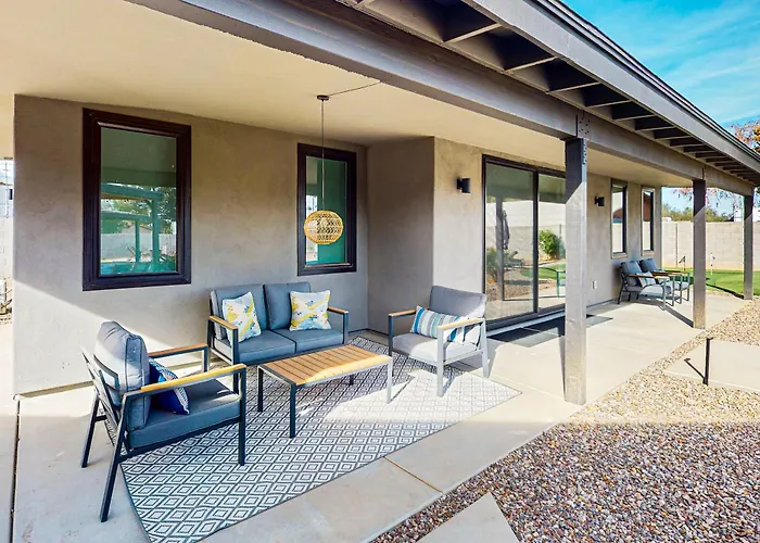 The Hideaway Holiday home